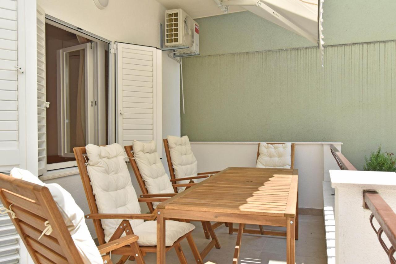 Apartments Despot Tučepi Eksteriør bilde