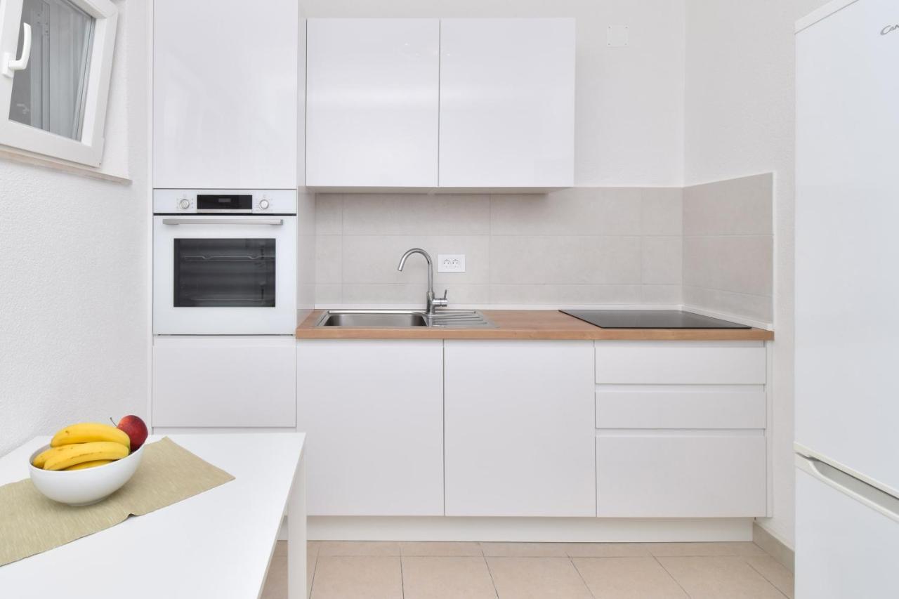 Apartments Despot Tučepi Eksteriør bilde