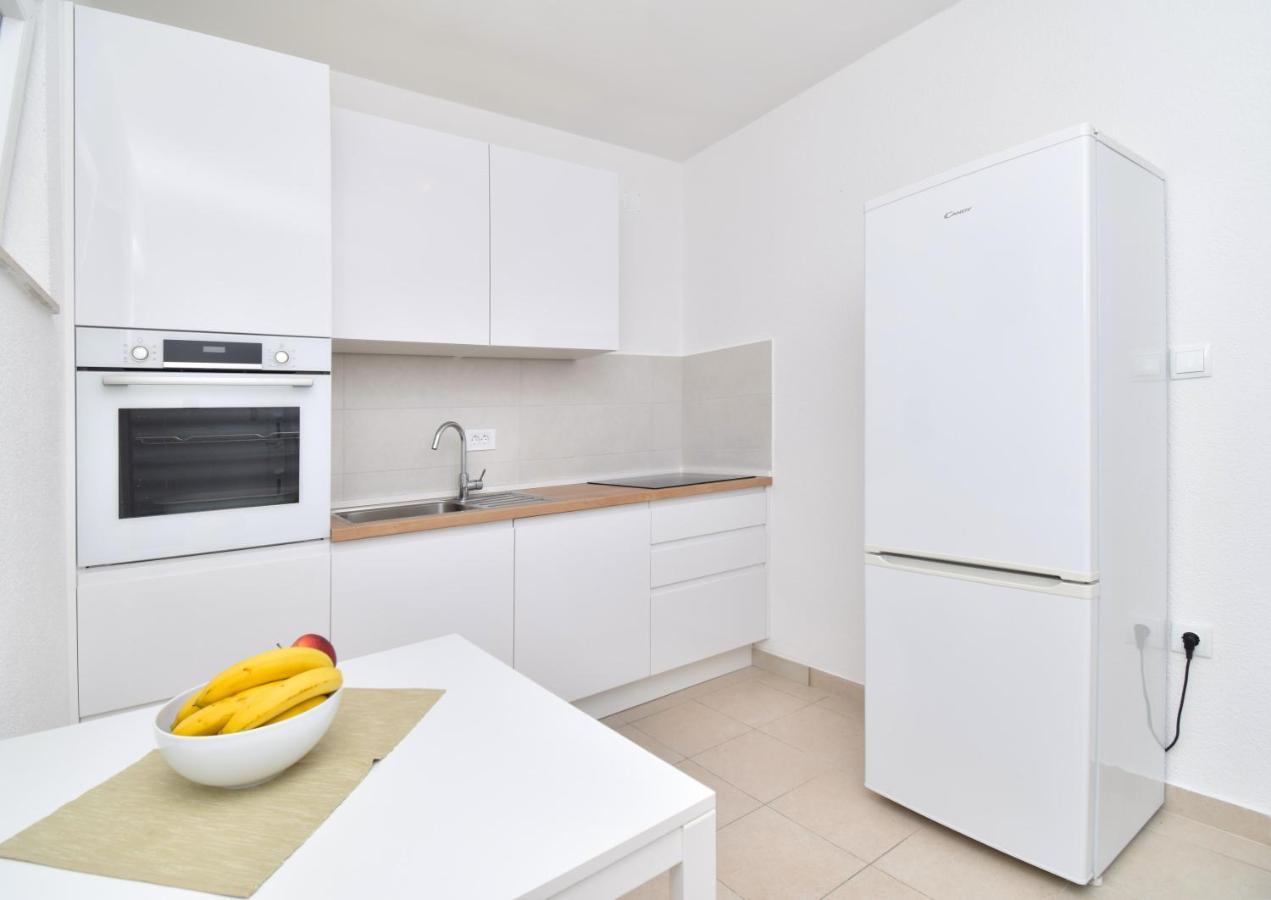Apartments Despot Tučepi Eksteriør bilde