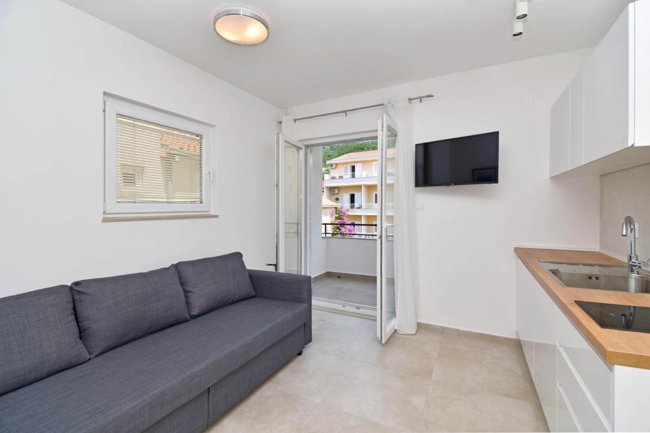 Apartments Despot Tučepi Eksteriør bilde