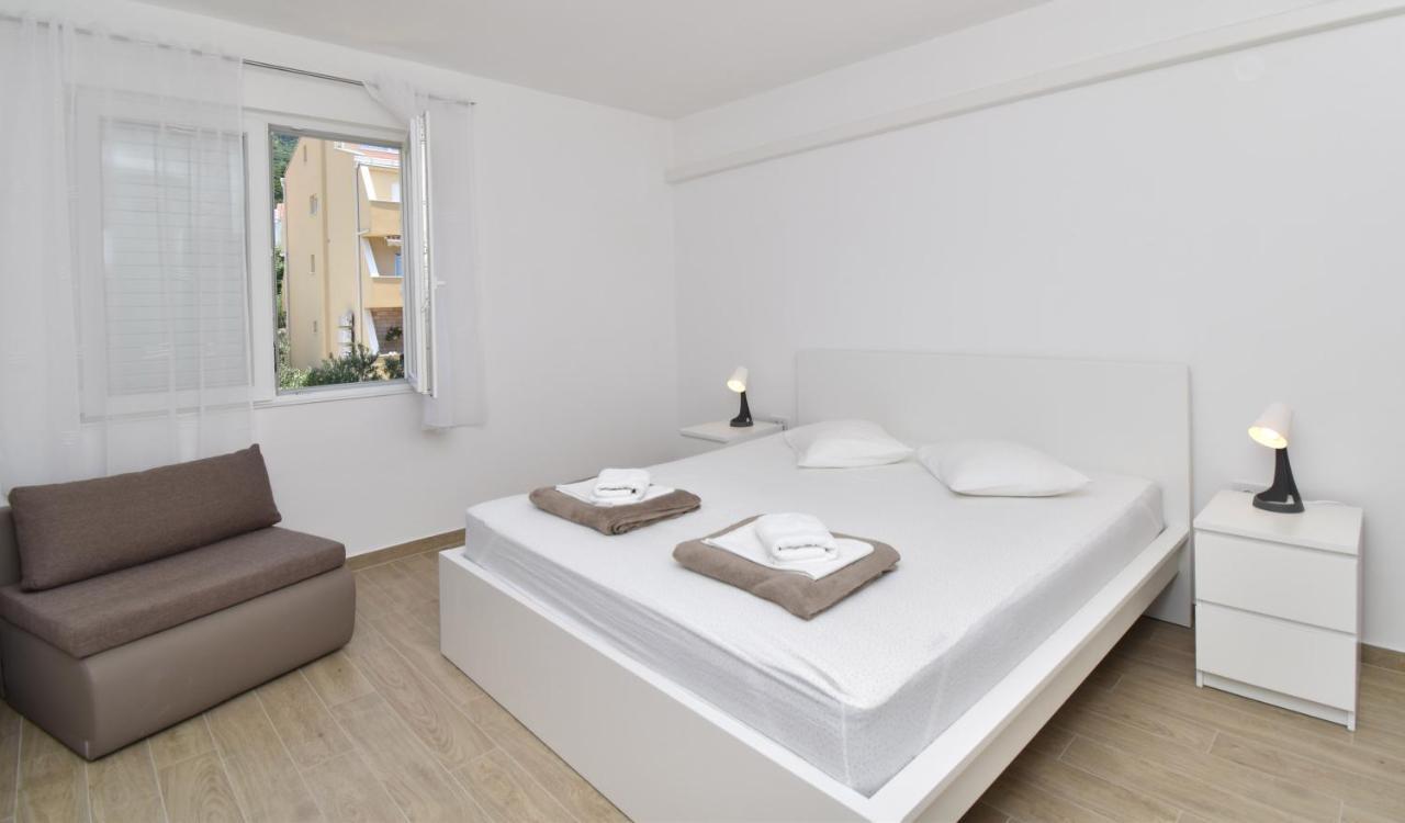Apartments Despot Tučepi Eksteriør bilde